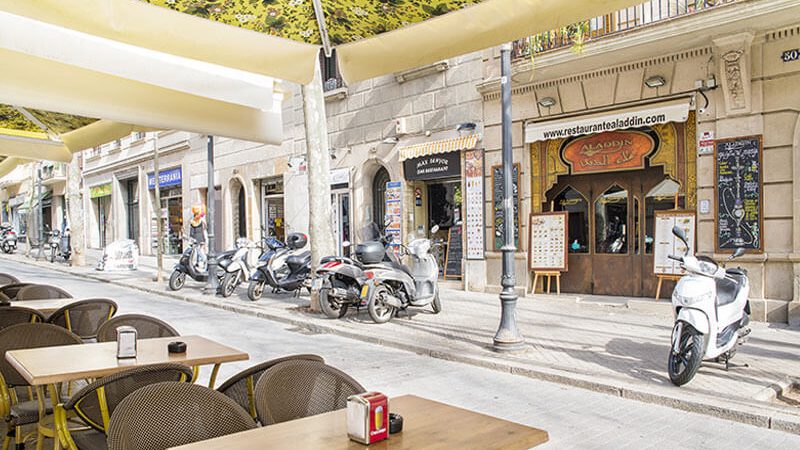 مطعم علاء الدين في برشلونه